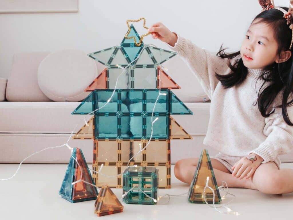 24 Christmas Advent Calendar Ideas Using CONNETIX